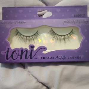 Ioni lashes